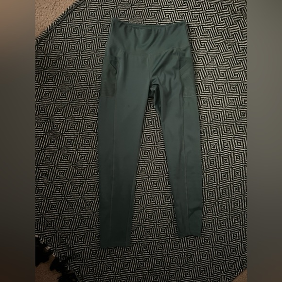 Ebb & Flow, deep turquoise leggings with sheer pockets - Picture 2 of 2